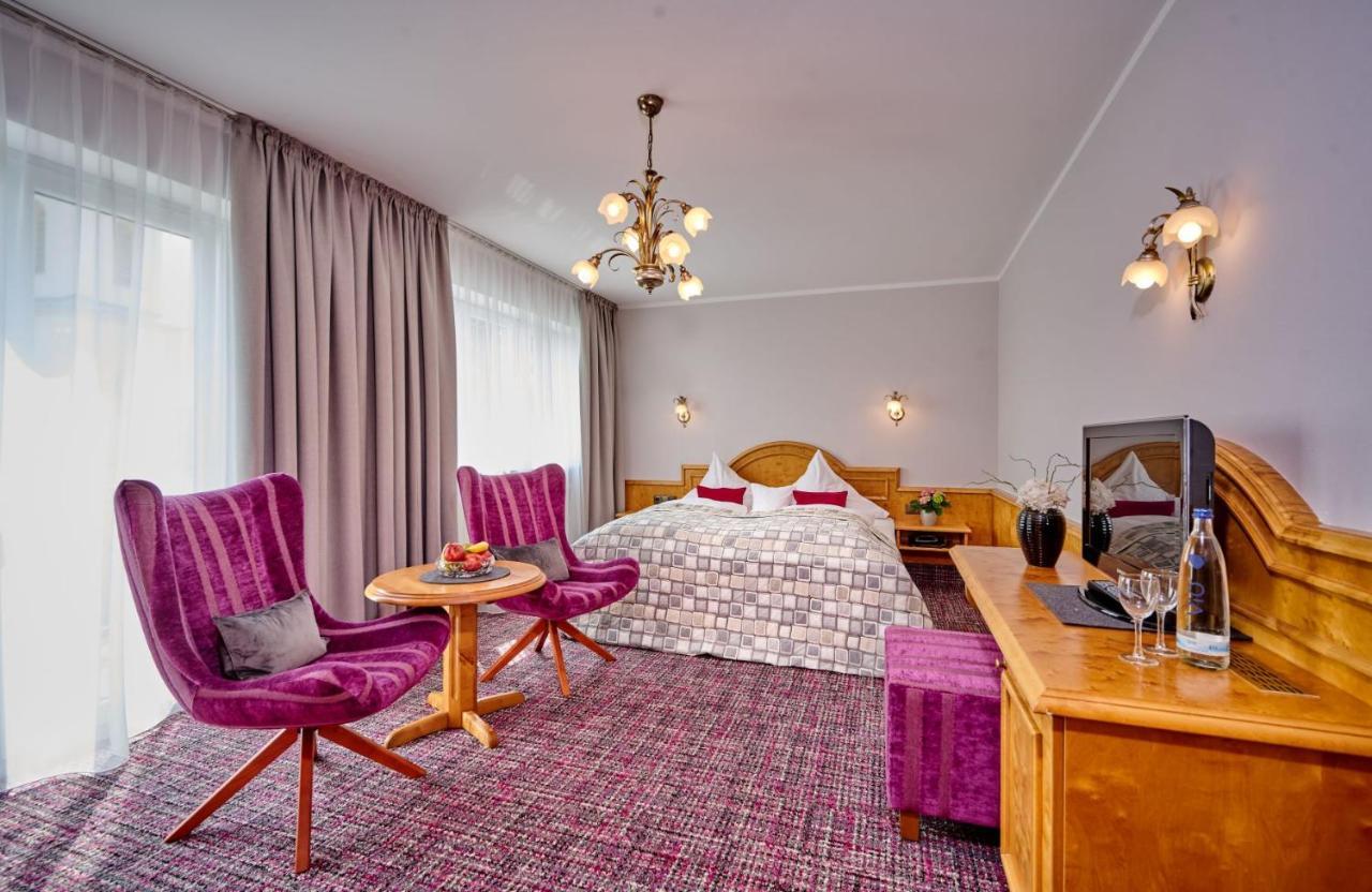 Landhotel Schneider Riedenburg Esterno foto