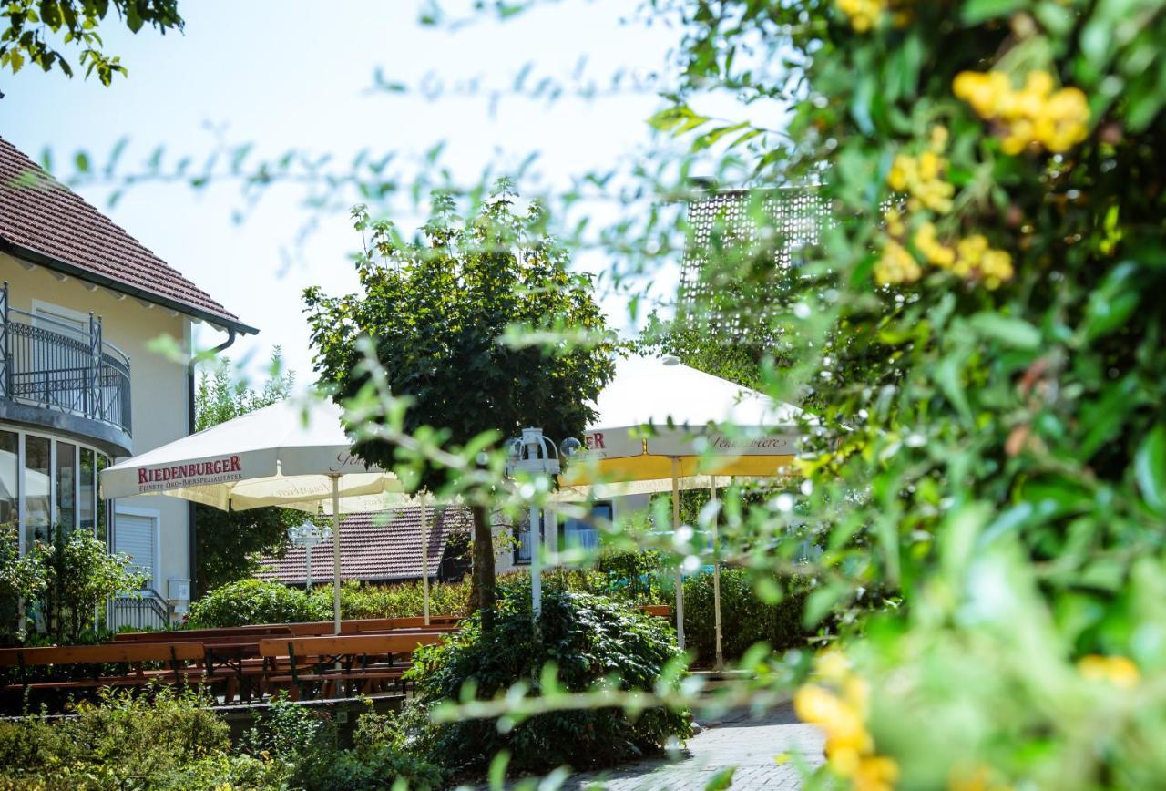 Landhotel Schneider Riedenburg Esterno foto
