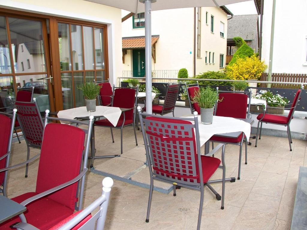 Landhotel Schneider Riedenburg Esterno foto